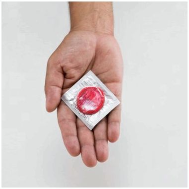 Поделки с использованием презервативов