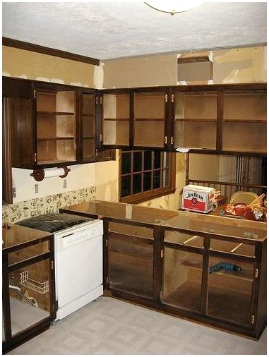 Удаление кухонных шкафов