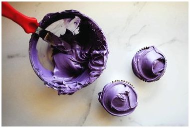 Как сделать пурпурный с помощью пищевого красителя