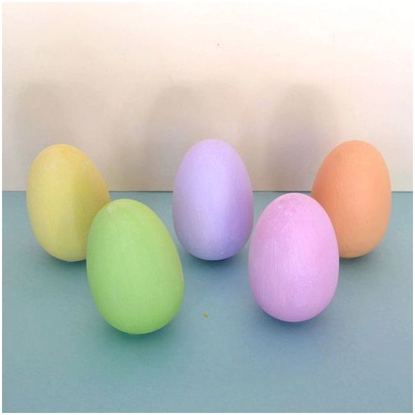 Простые в изготовлении карточки-места для пасхальных яиц с держателями-гнездами