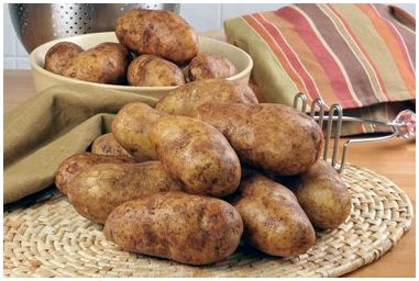 Разница между картофелем в Айдахо и руссетом