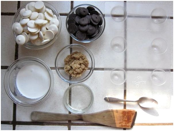 Домашние шоколадные трюфели с ганашем из белого шоколада