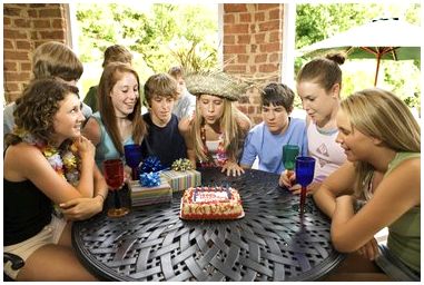 Темы или идеи для вечеринки по случаю дня рождения 17 лет
