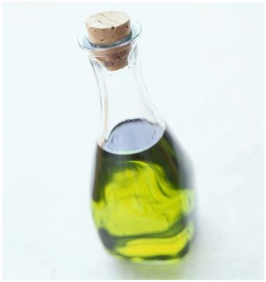 Как смешать воск для свечей и оливковое масло