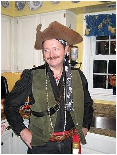 Как сделать костюм пирата для взрослого мужчины